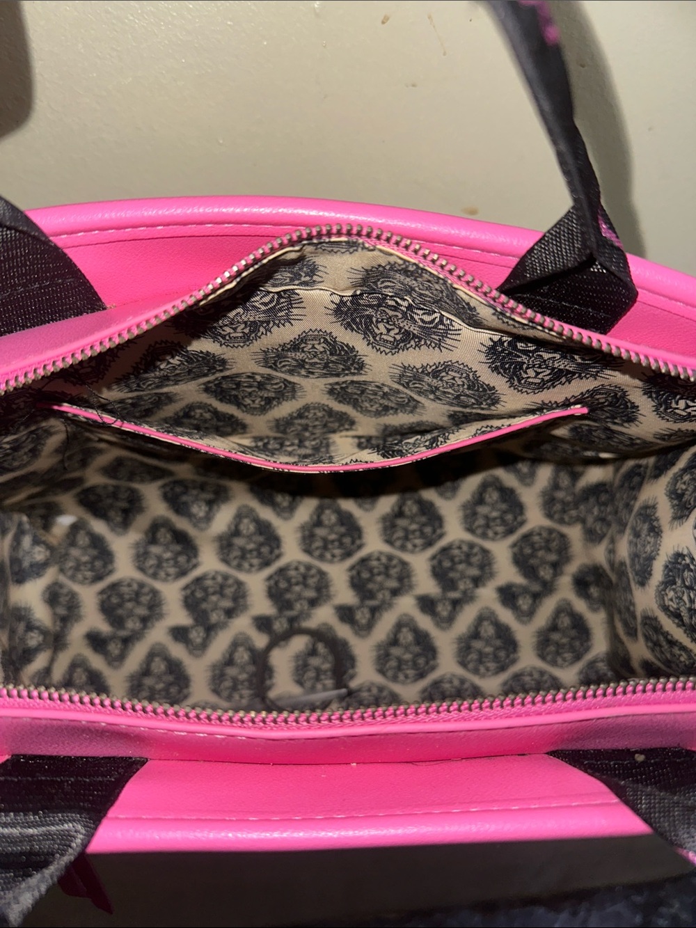 Ed Hardy Pink Straw Tote with Tattoo Skull Graphic - Picture 5 of 5